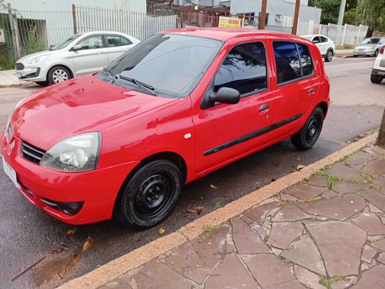 Renault Clio Clio Campus Hi-Flex 1.0 16V 5p 2011