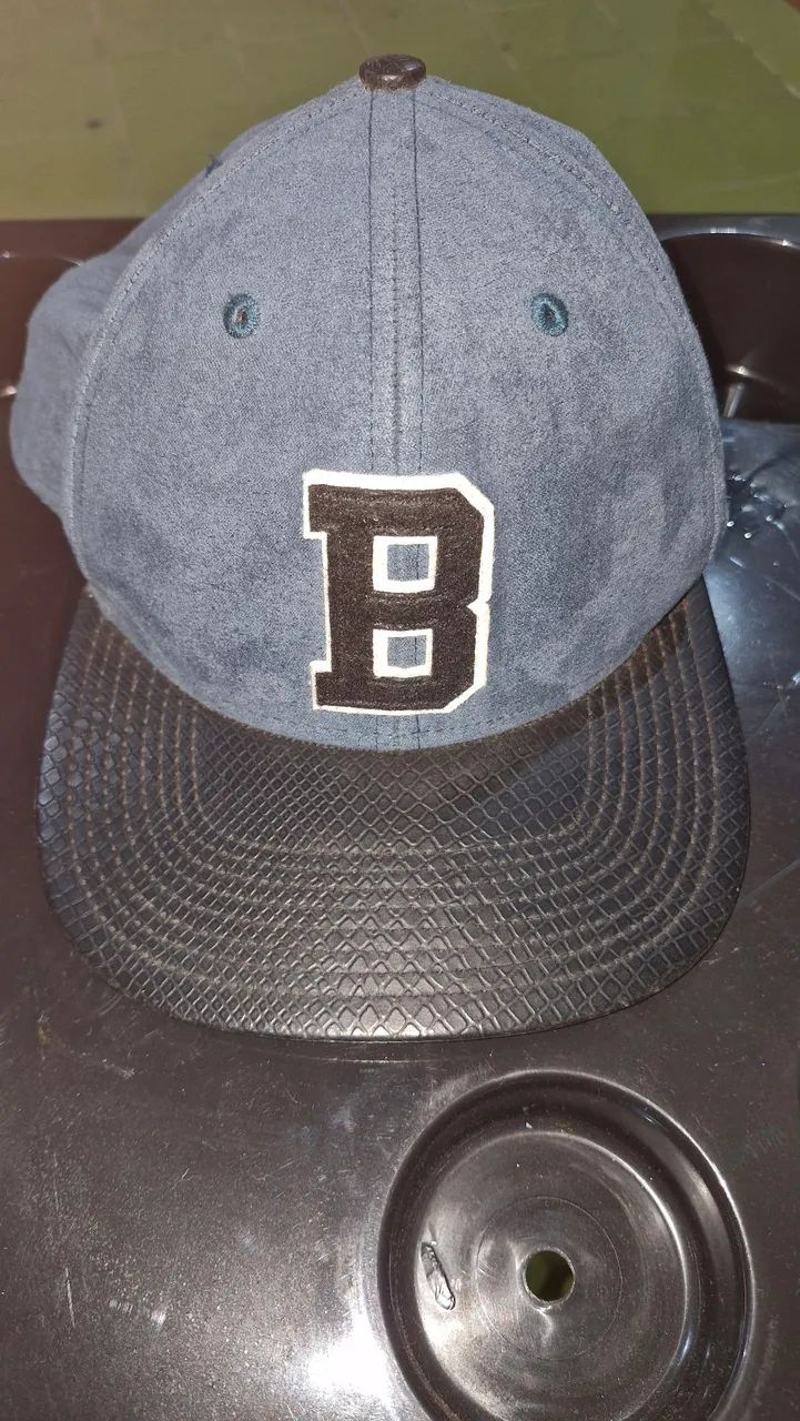 Boné Aba Reta Snapback Azul Letra B 