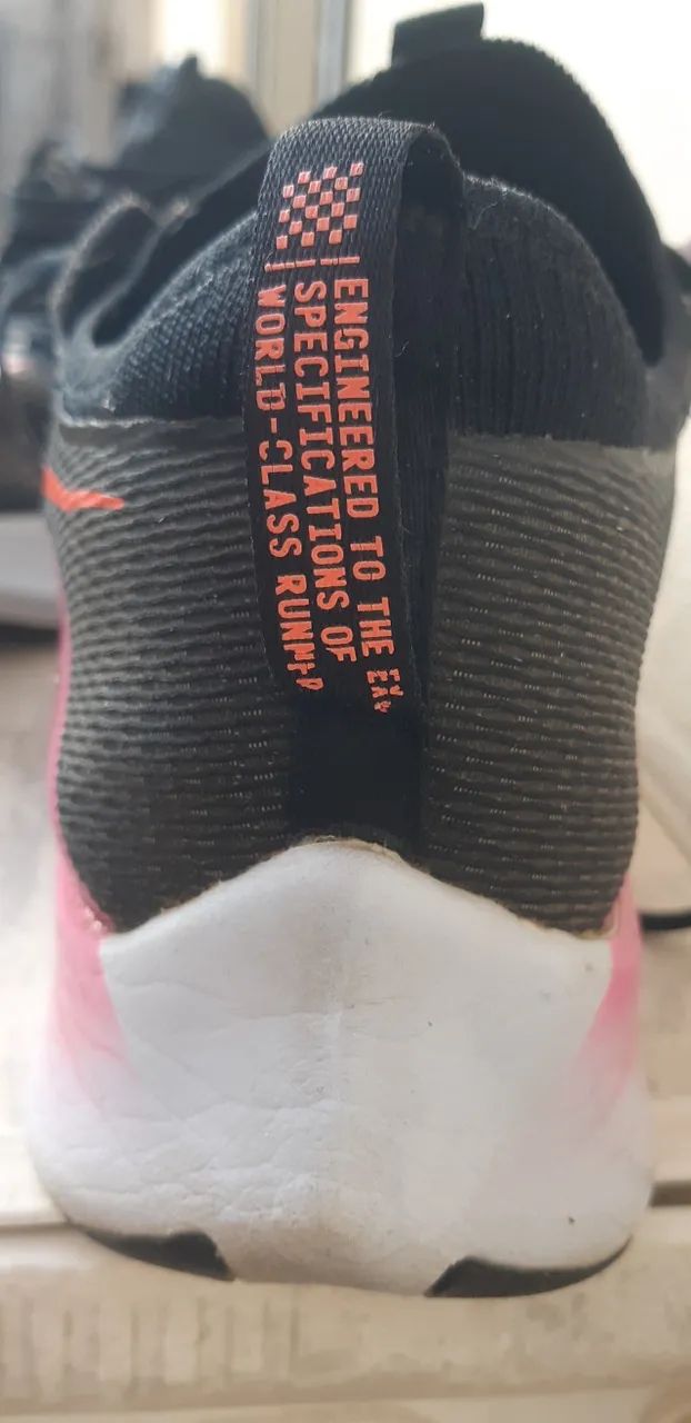Nike Fly Zoom 4, com placa de carbono No 43 - Foto 5