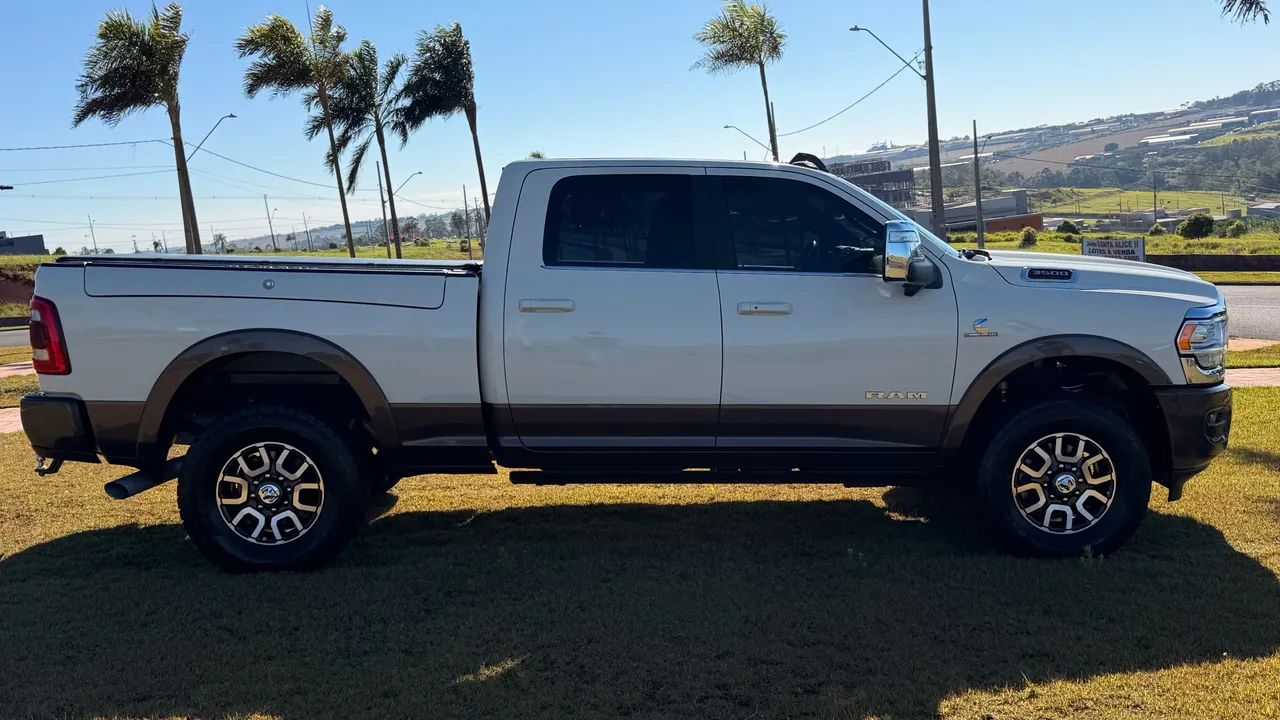 RAM 3500 2024 THOTONE  - Foto 3