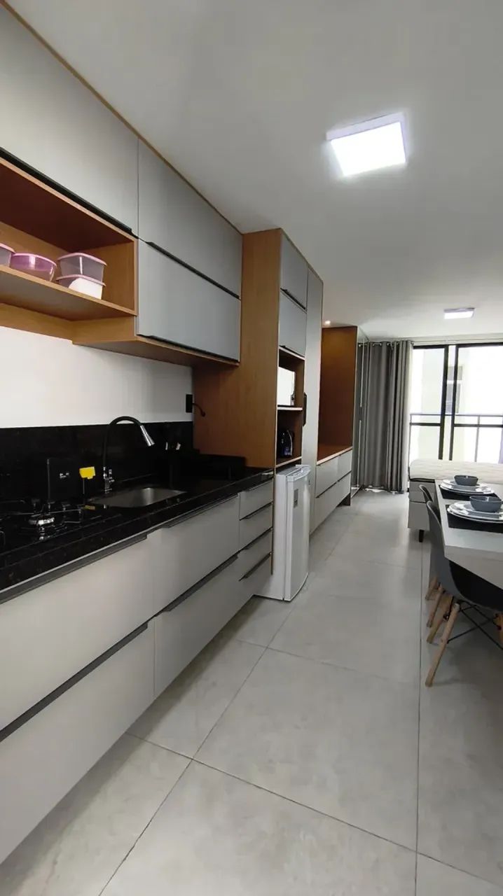 FLAT MOBILIADO COM VARANDA INTERMARES
