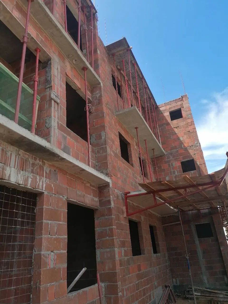 Escora - Foto 2