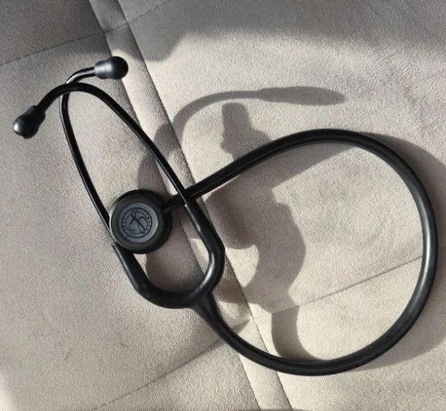 Estetoscópio Littmann Classic III - BLACK EDITION