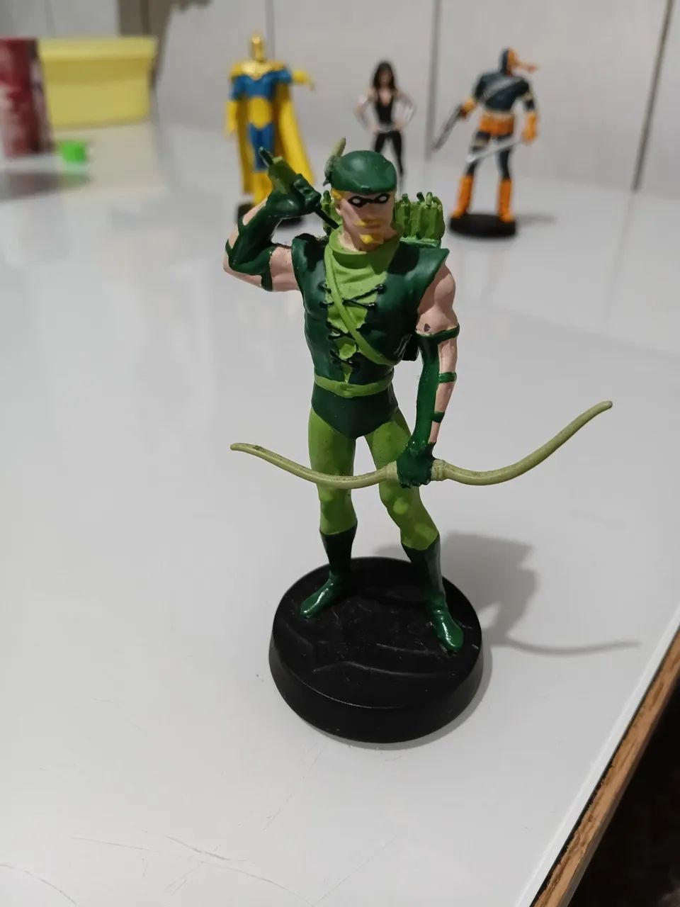 Figura Eaglemoss Arqueiro Verde DC, com revista. - Foto 2
