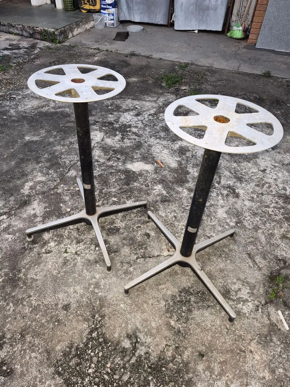 2 pés de mesa de alumínio fundido! - Foto 4