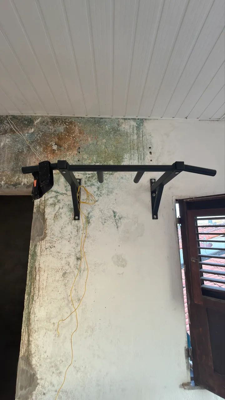 Barra paralela e fixa 
