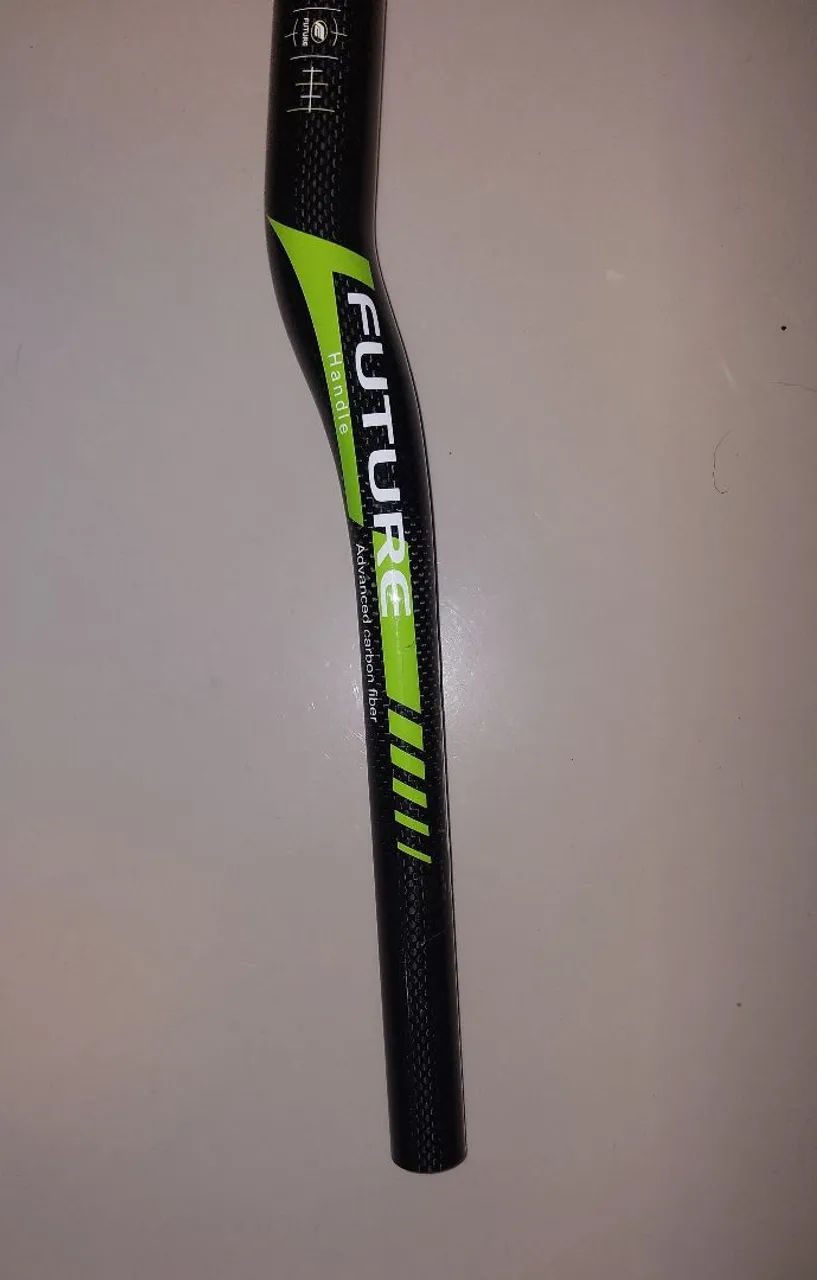 Guidão Curvo de Carbono Future Handle