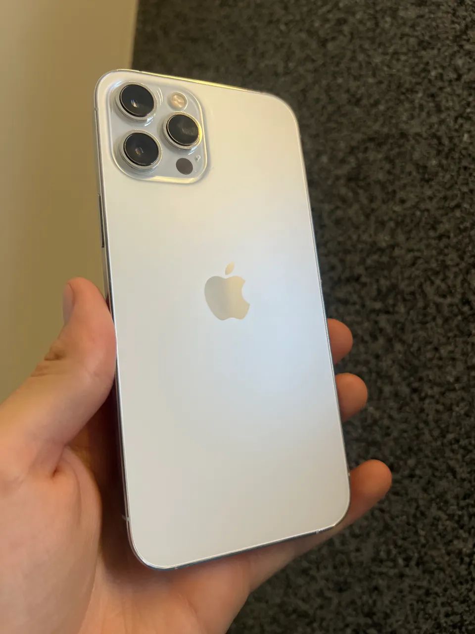 iPhone 12 Pro Max 