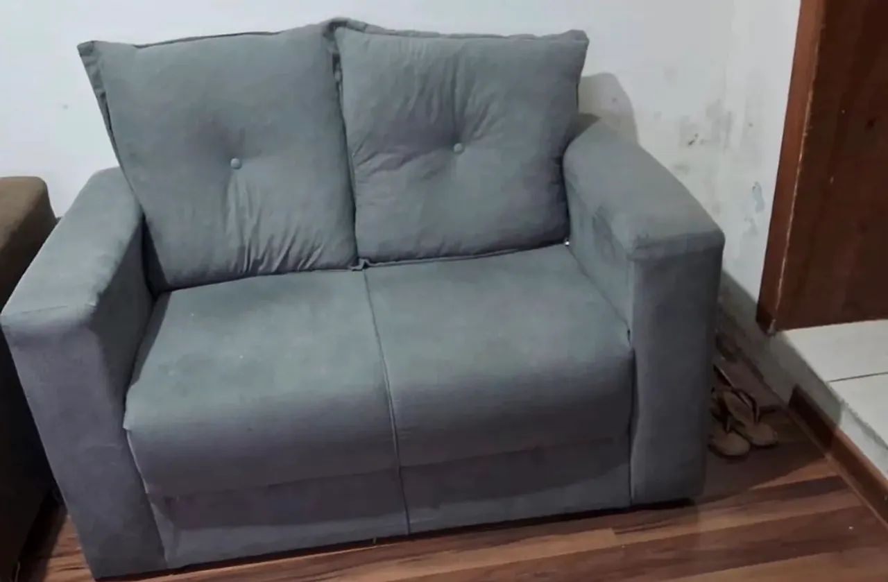 Sofá 3 e 2 lugares 