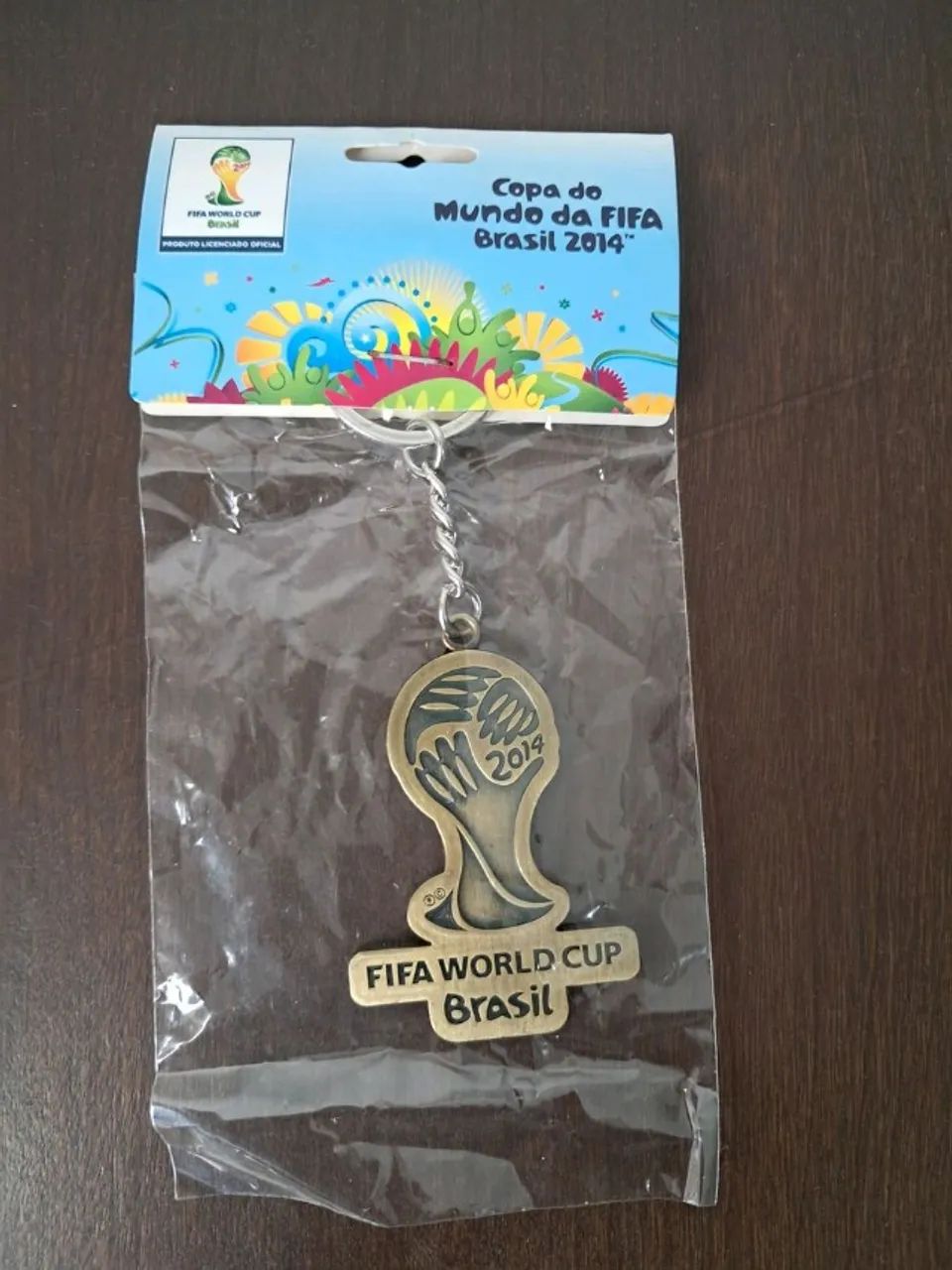 Chaveiro Copa do Mundo Fifa 2014 dourado