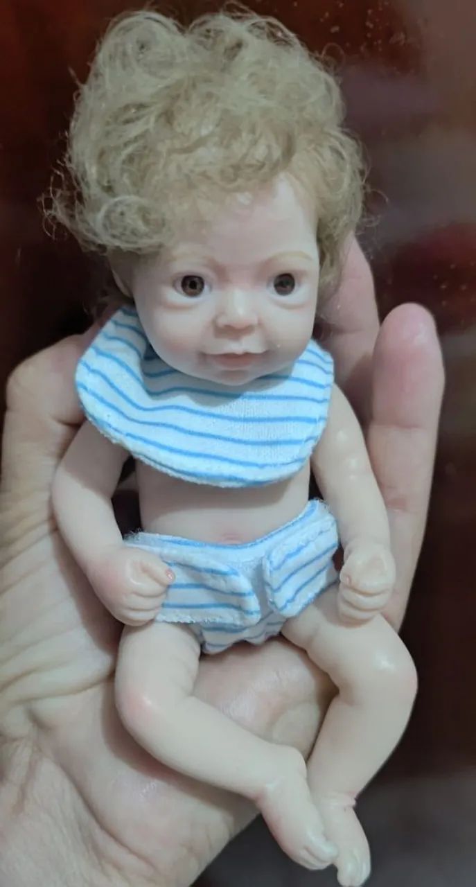 Mini bebê reborn