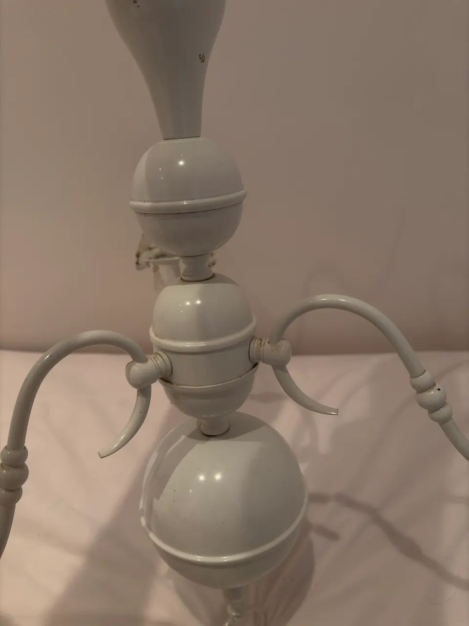 Oportunidade Lustre lindo branco  com 3 cúpulas  - Foto 3