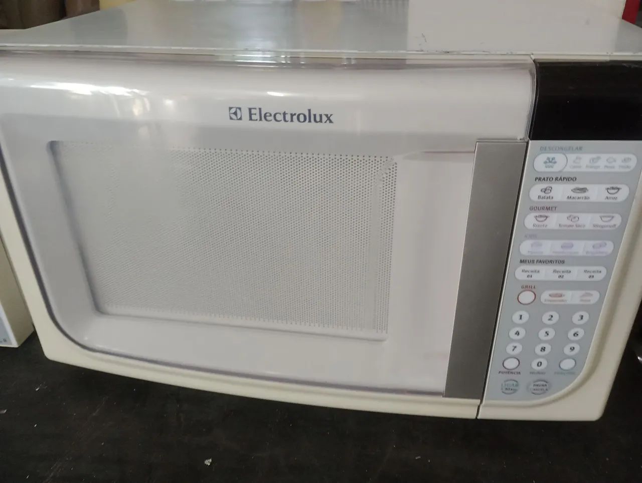 Microondas Eletrolux 31 lts grill 