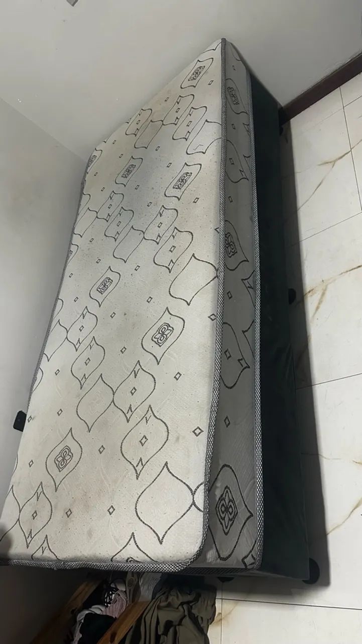 >VENDO CAMA BOX SOLTEIRO + COLCHÃO