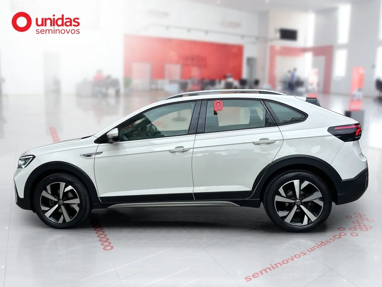 Volkswagen Nivus Highline 1.0 200 TSI Flex Aut., foto 8 de 17