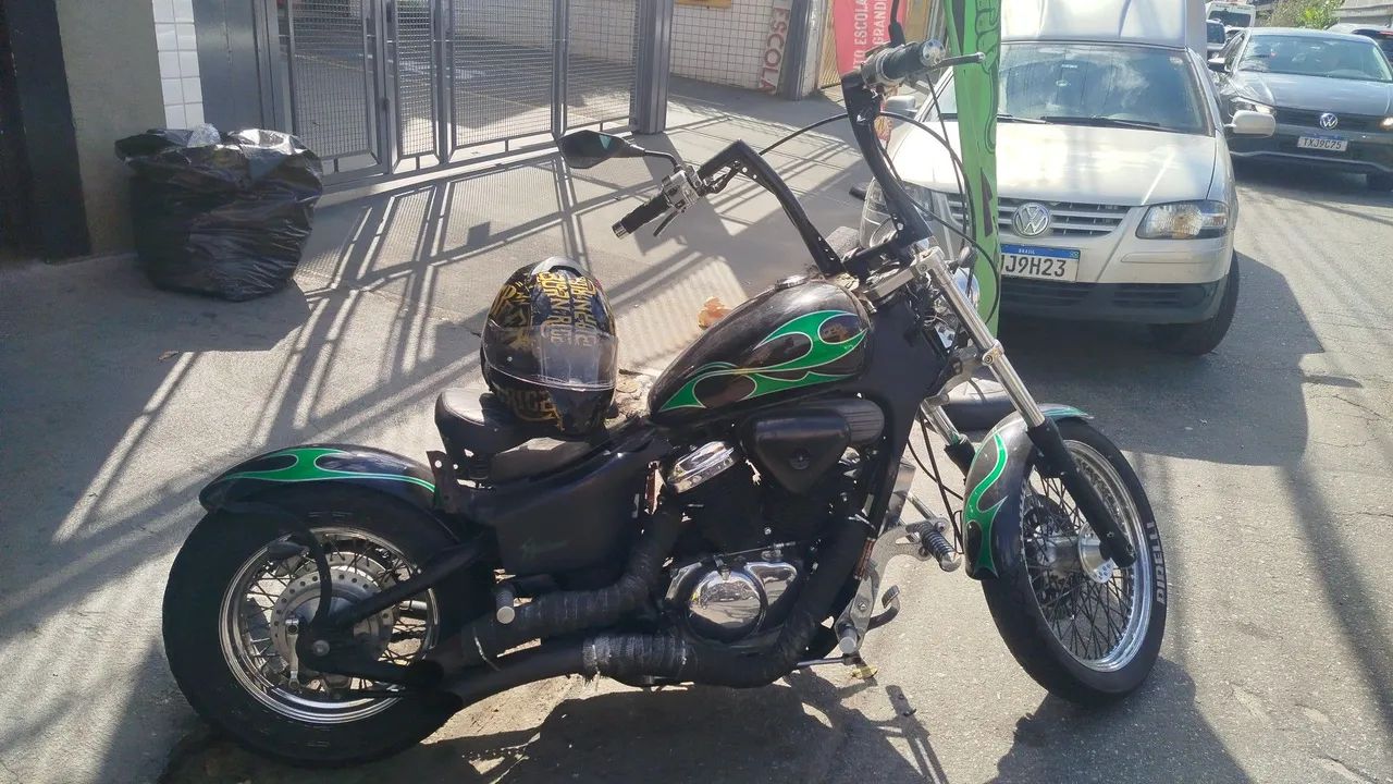 Shadow 600 cc