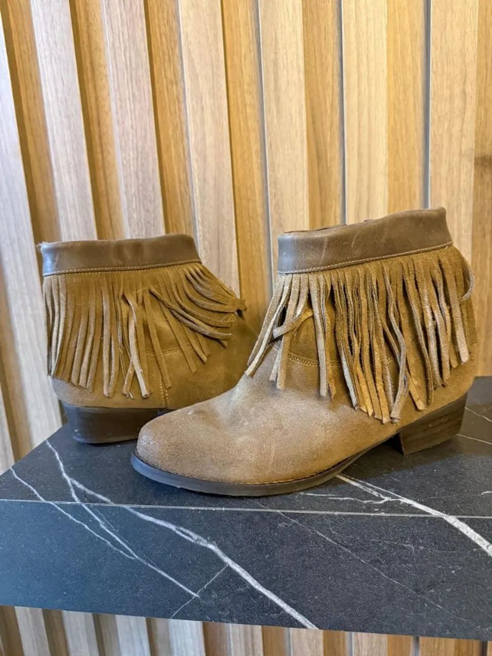 Botas 100% couro original  - Foto 2