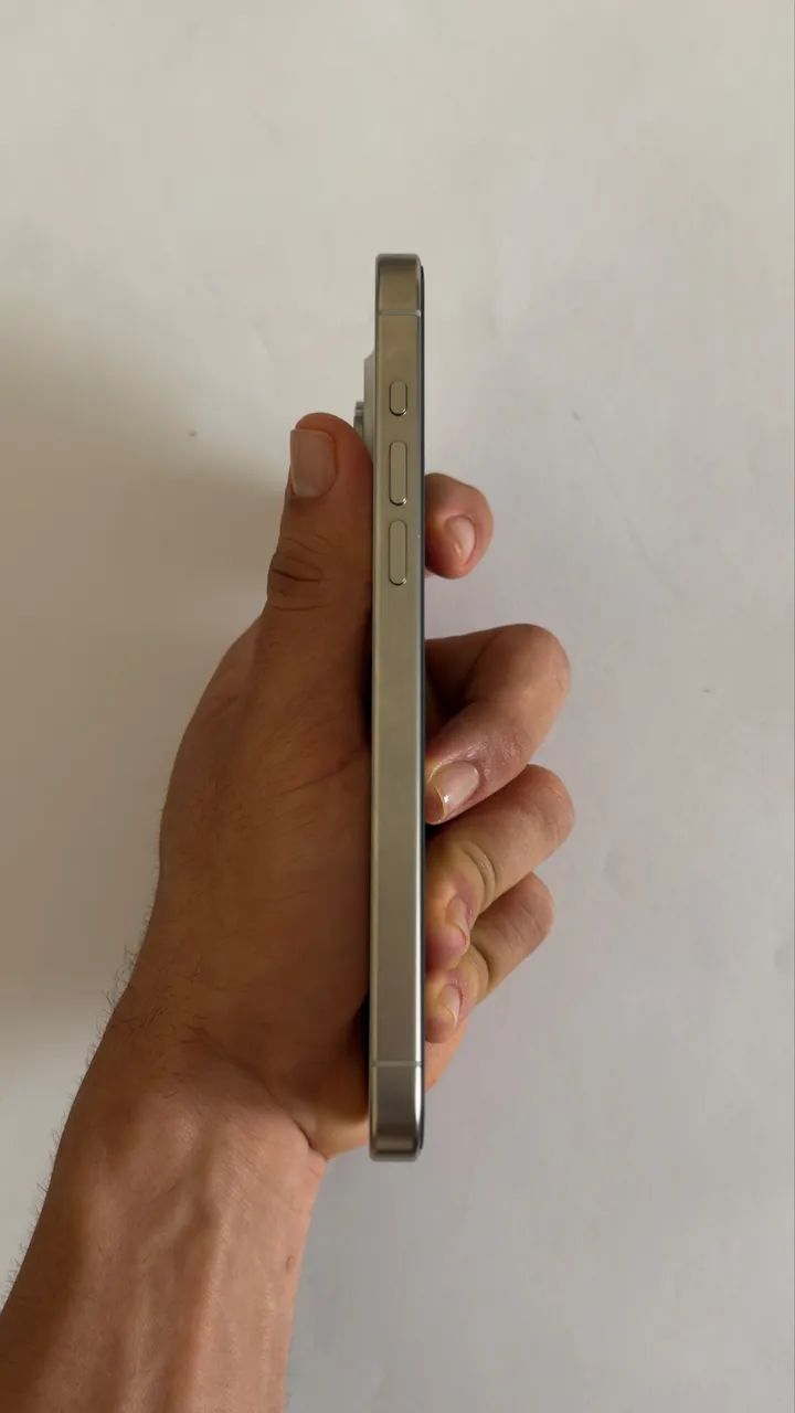 Iphone 15 pro max 256gb natural 85% bateria - Foto 4