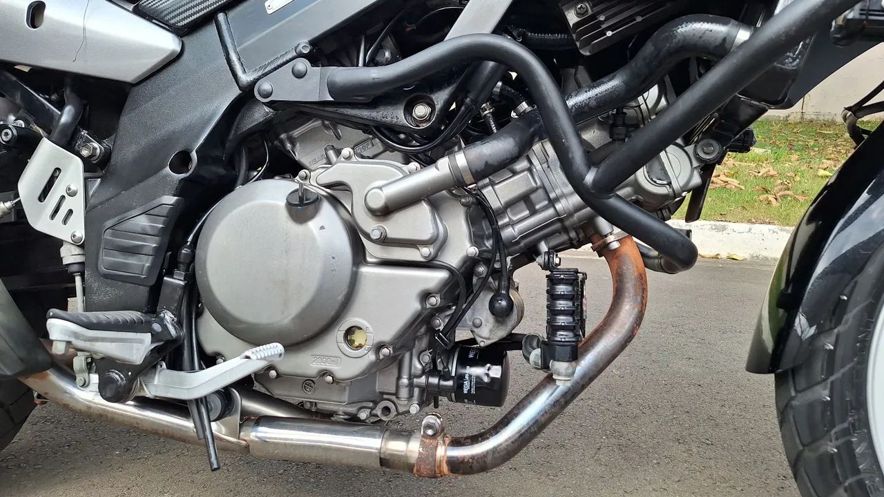 V-STROM DL 650 CINZA 2011 BAIXA KM - Foto 5
