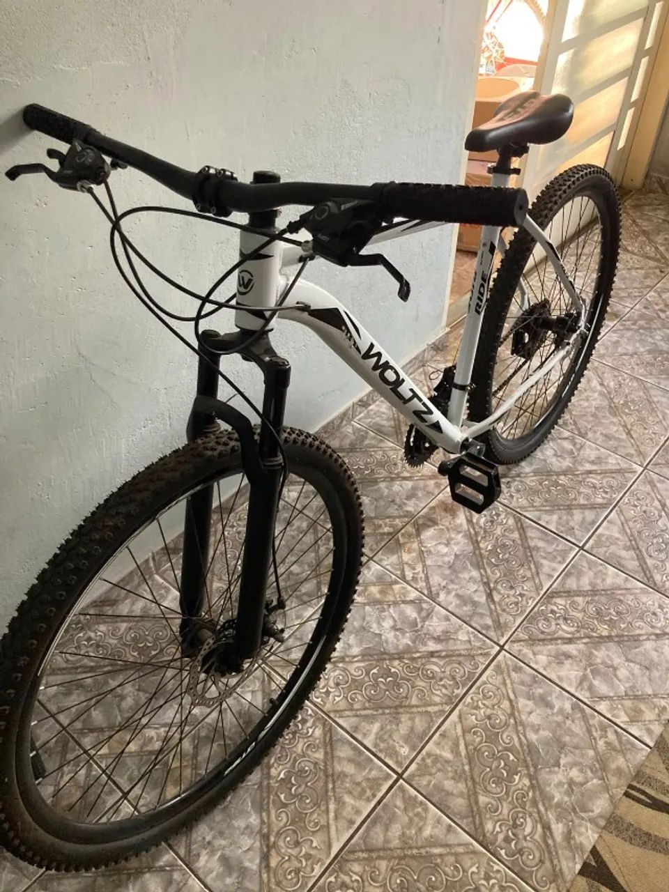 Bicicleta Aro 29 semi nova - Foto 3