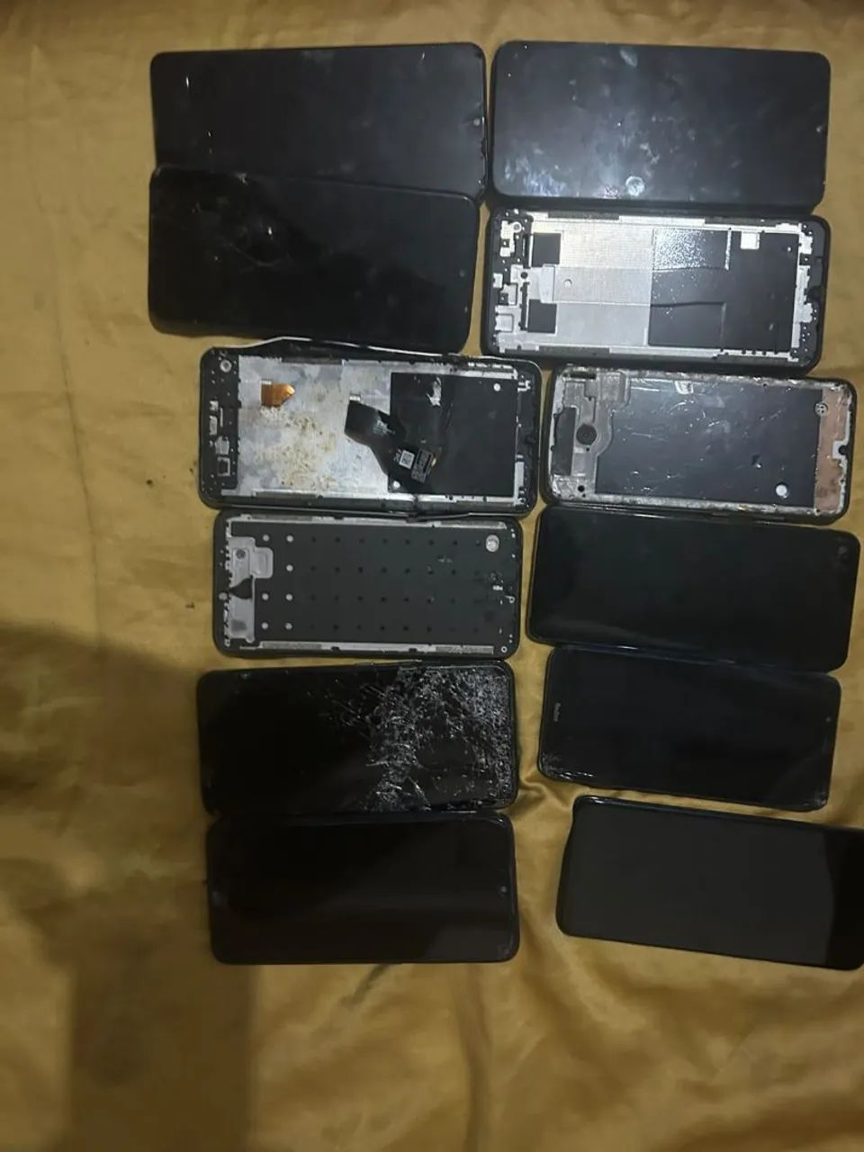 12 CELULARES para peças  - Foto 5