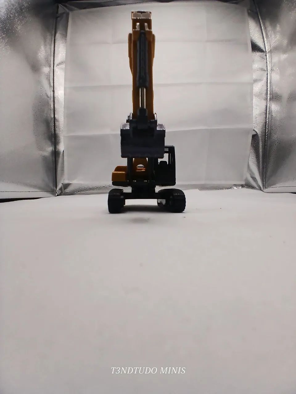 Miniatura de escavadeira - Foto 2