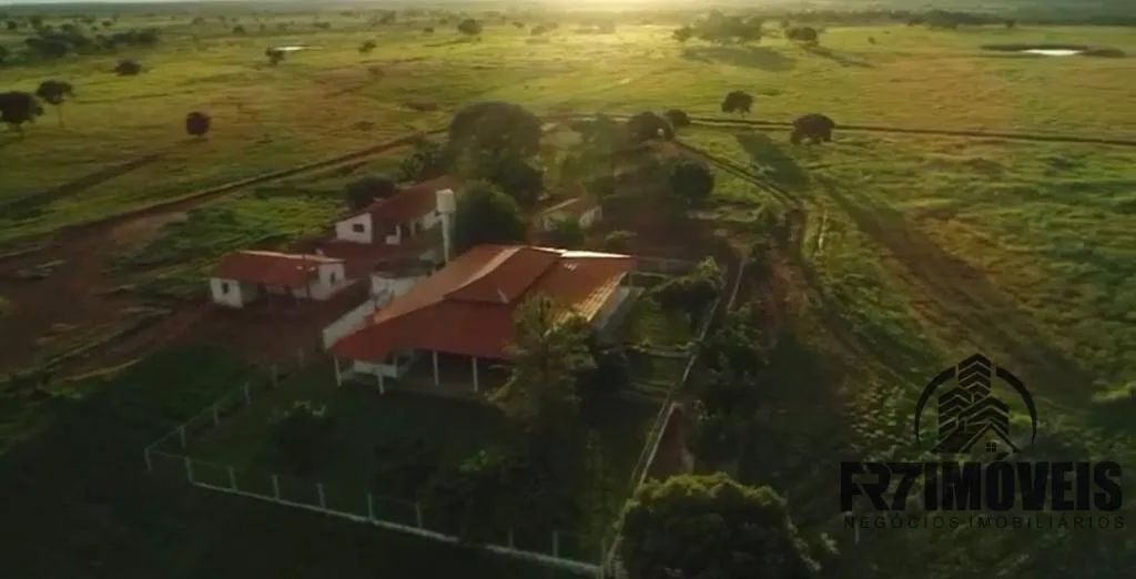 BELA CHÁCARA EM ALVORADA DO NORTE  GO - Foto 4