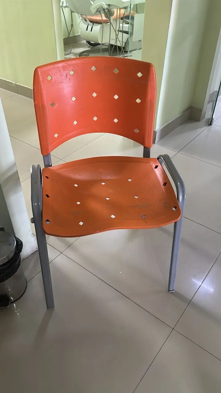 Cadeiras escritório laranja 