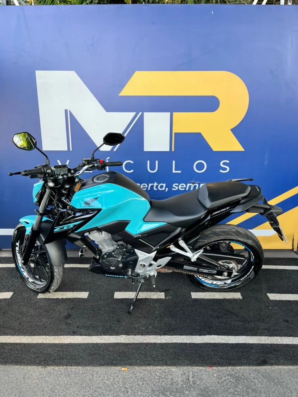 CB 300f 2025/2025 - Foto 2