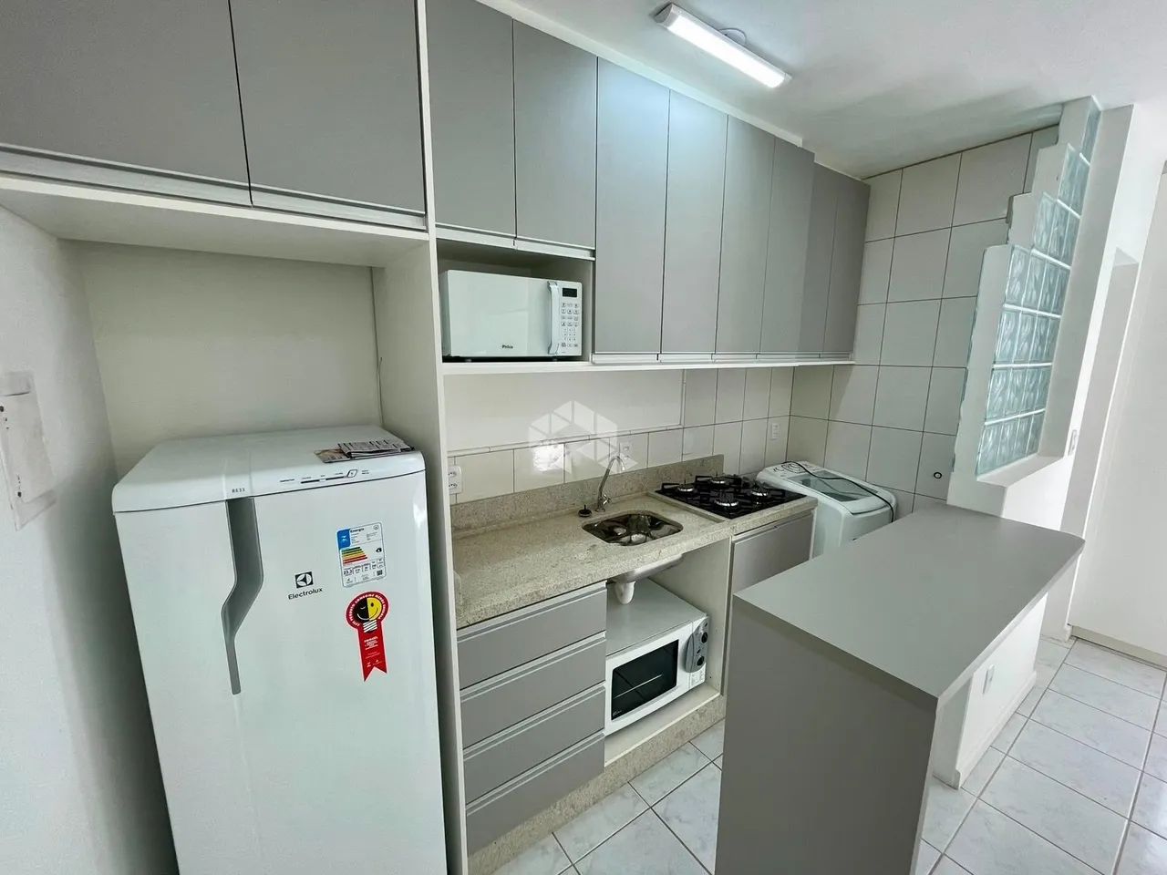 Studio Reformado e Mobiliado à Venda no Kobrasol - Pronto para Morar! - Foto 5