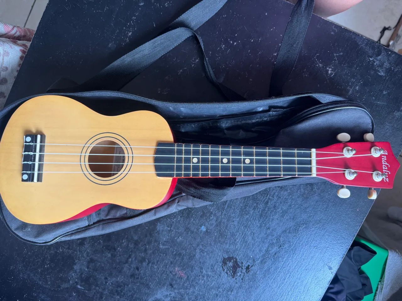 Ukulele - Foto 4