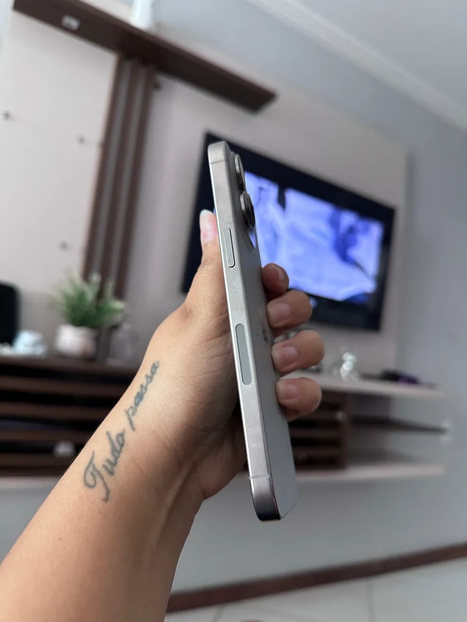 Vendo iPhone 15 pro max, 256GB, funcionando perfeitamente.  - Foto 3