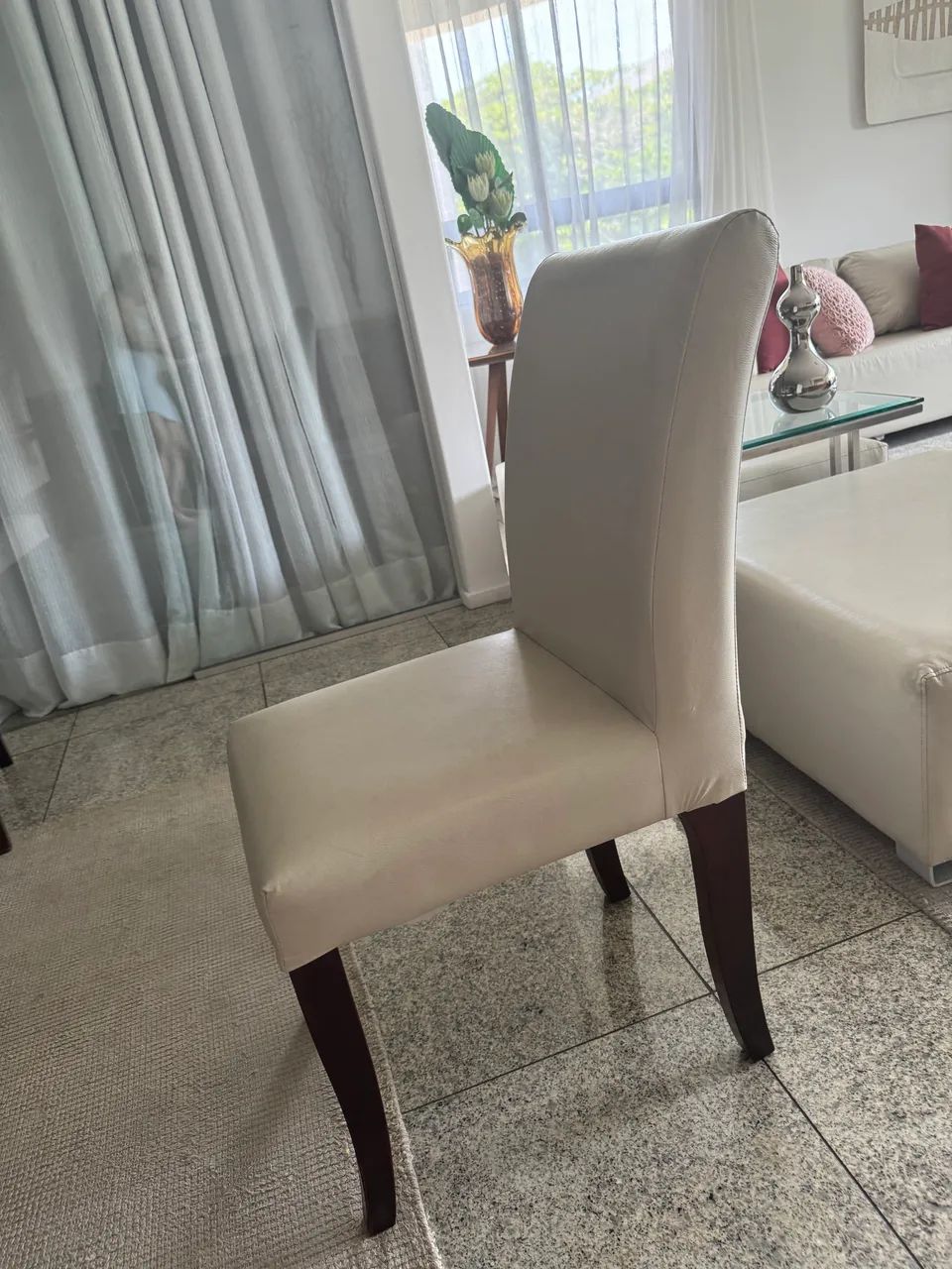 Oito cadeiras de mesa de jantar - Foto 4