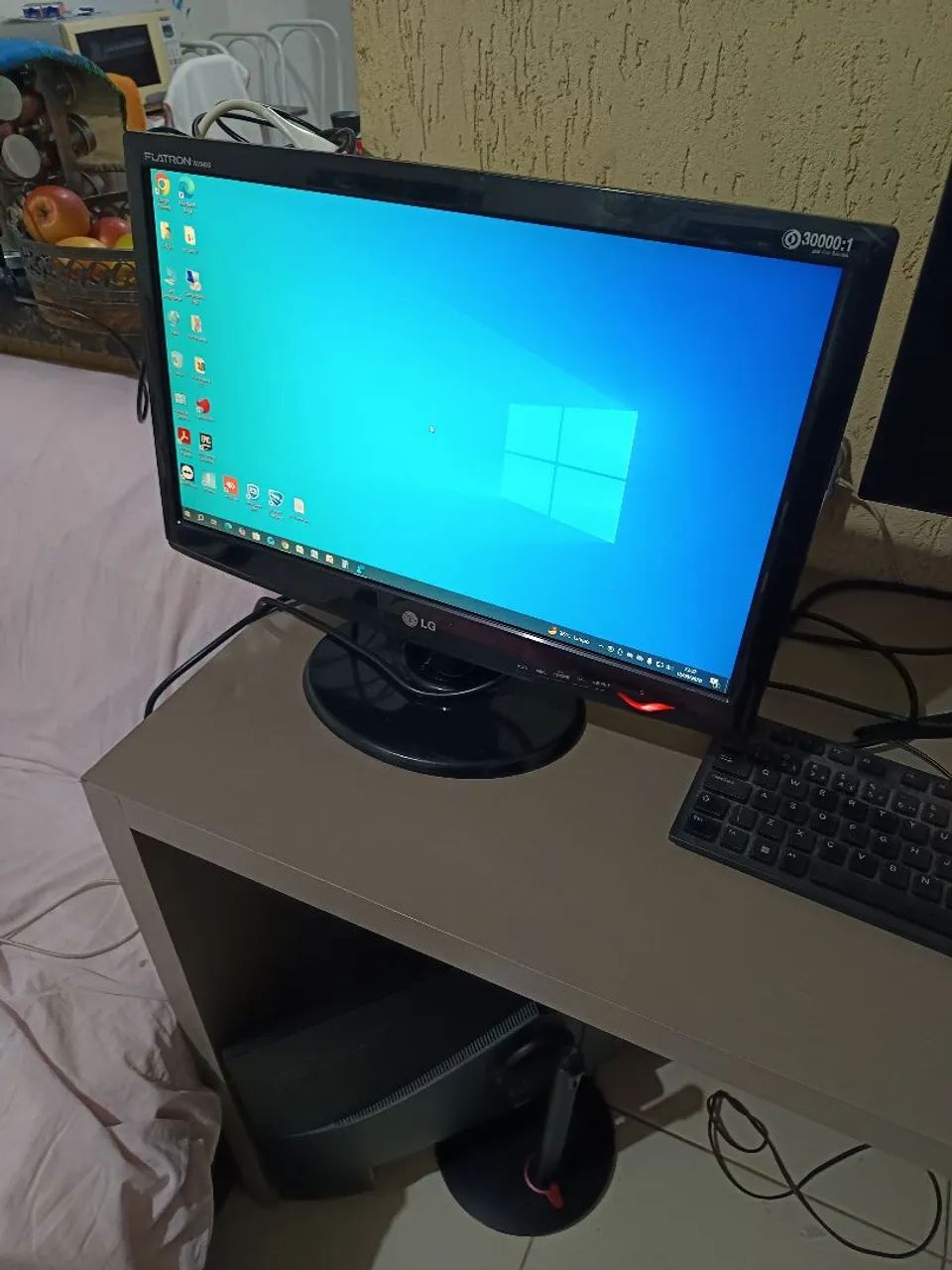 Monitor LG de 20 polegadas 