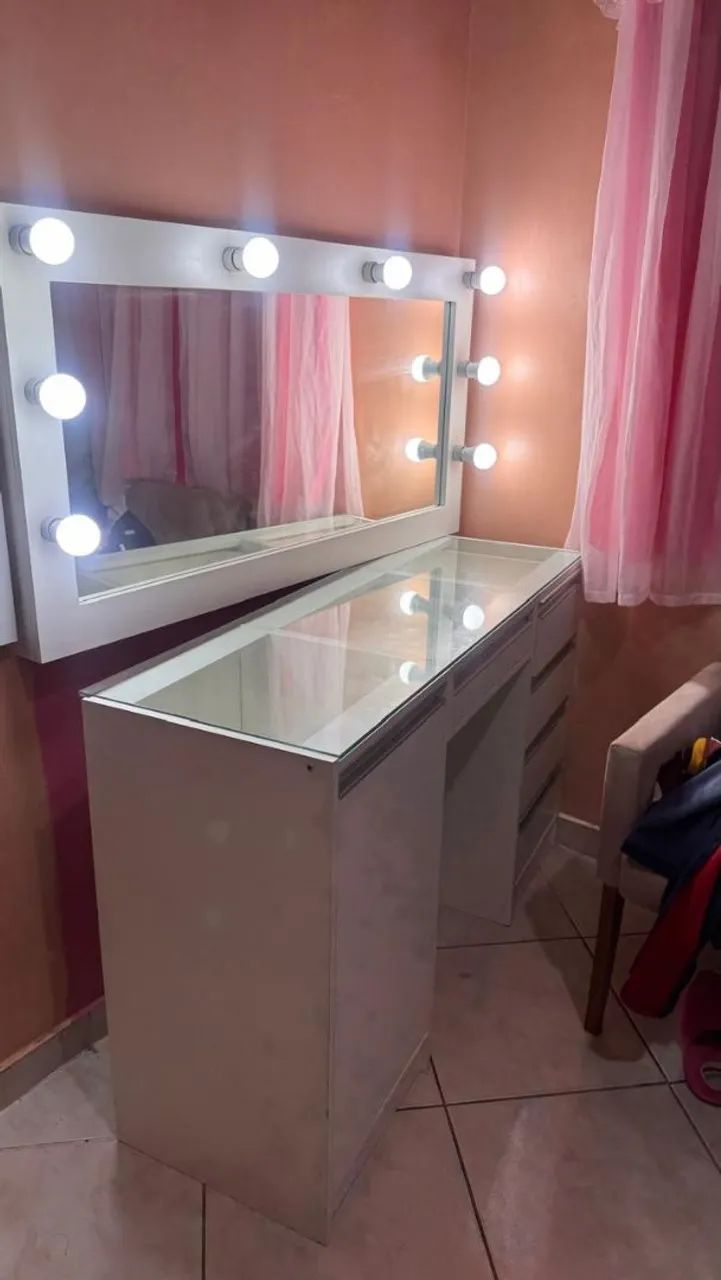 Vendo penteadeira camarim
