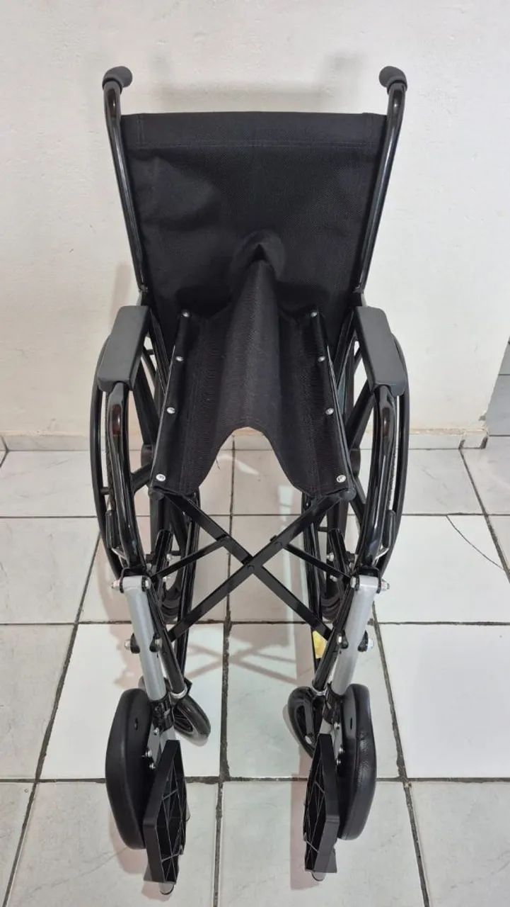 Cadeira de rodas - Foto 5