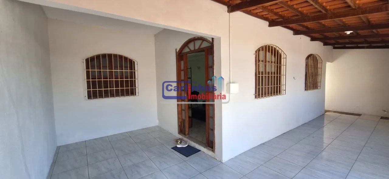 Casa á venda em Juatuba