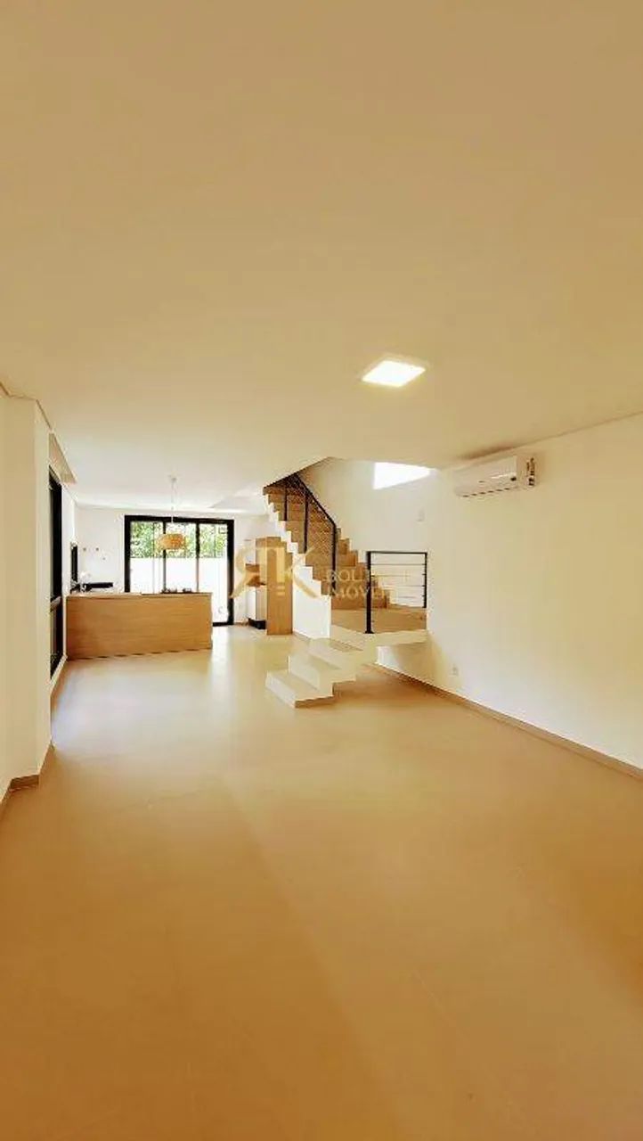 Casa nova localizada em rua larga e de fácil acesso ao comercio local. Localização Privile - Foto 3