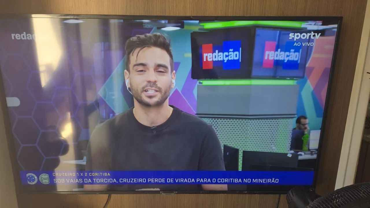 Vendo TV de 50 polegadas.  - Foto 2