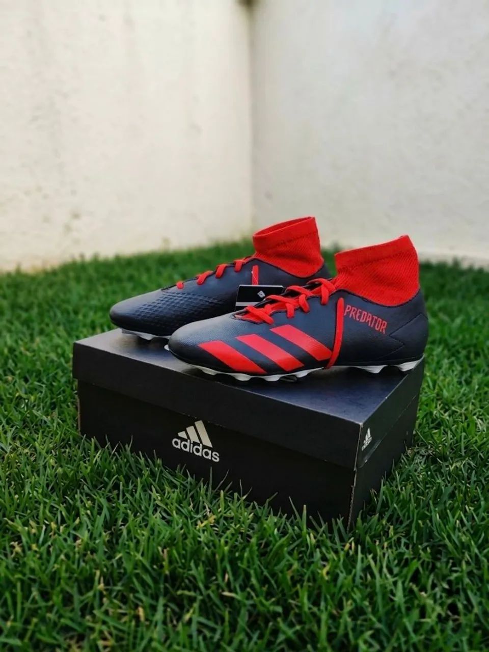 Adidas Predator 20.4S FxG - Cano Médio (Tamanho 40) - 100% NOVA E