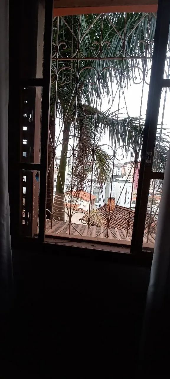 Quarto grande com banheiro no Coração Eucarístico próximo Puc  - Foto 2