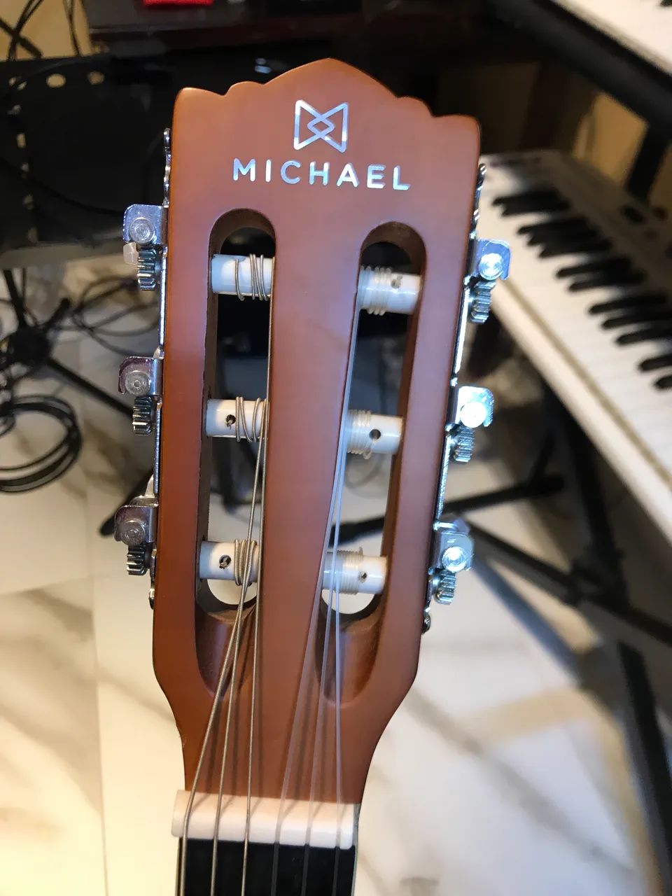Violão infantil Michael Vm 10 E com paleta e alça  - Foto 3