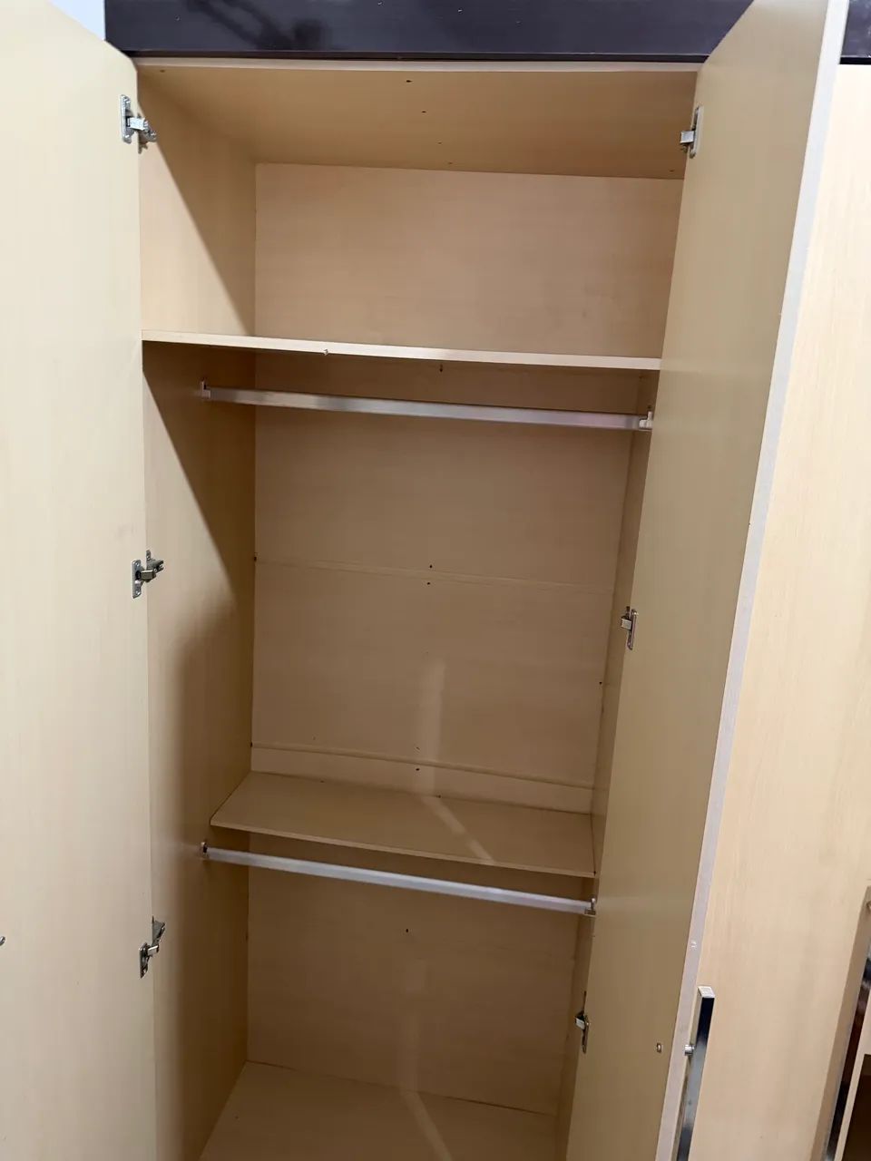 Guarda roupa 6 portas - Foto 4