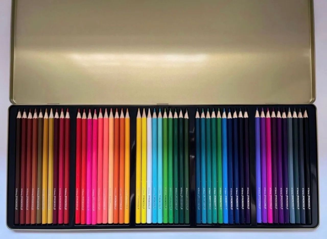 Caixa de Lápis de Cor Disney - 50 cores - Foto 3
