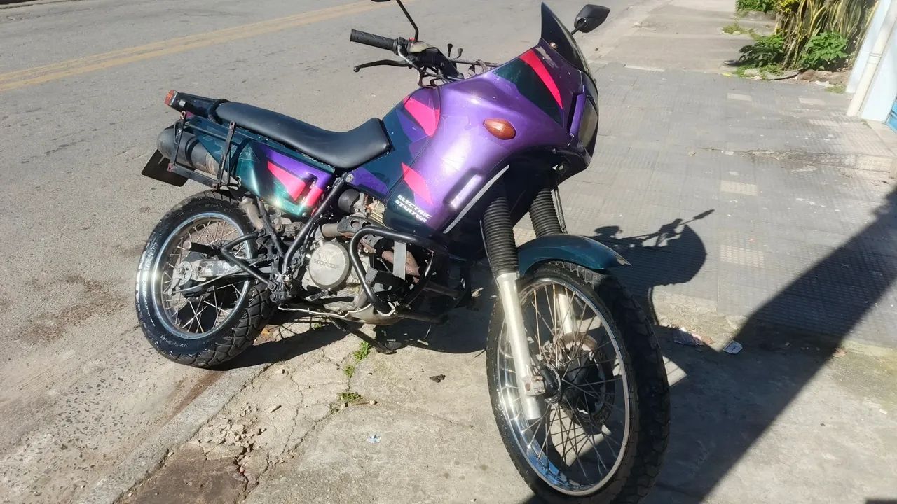 Honda Sahara 350 - Foto 4