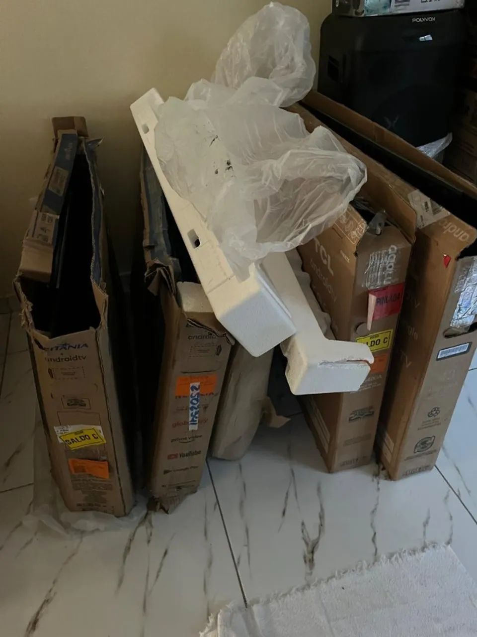 TVs para retirada de peças