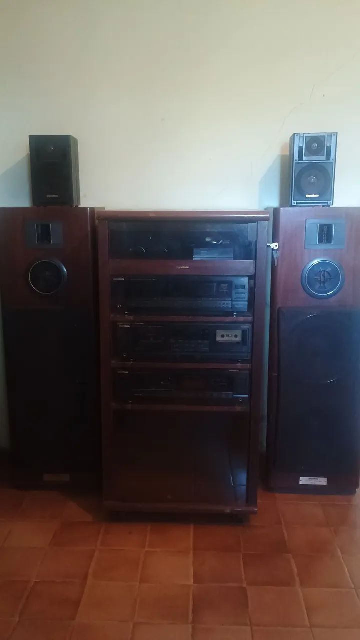 Aparelho som bivolt Gradiente com 4 caixas amplificador rack estilo Vintage original