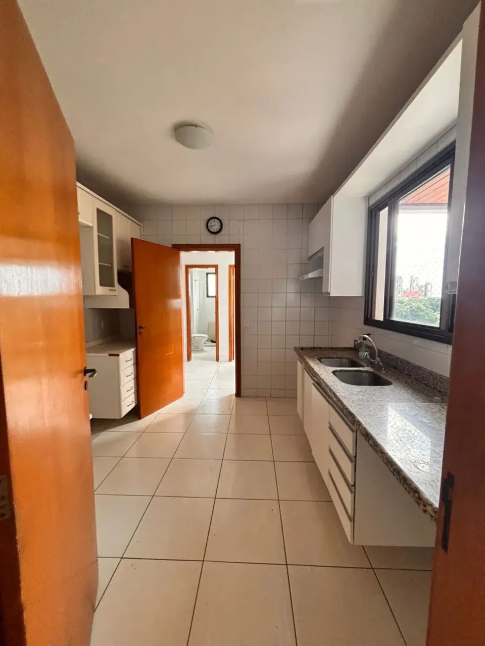 Imóvel para aluguel com 210 metros quadrados com 4 quartos em Quilombo - Cuiabá - MT - Foto 3