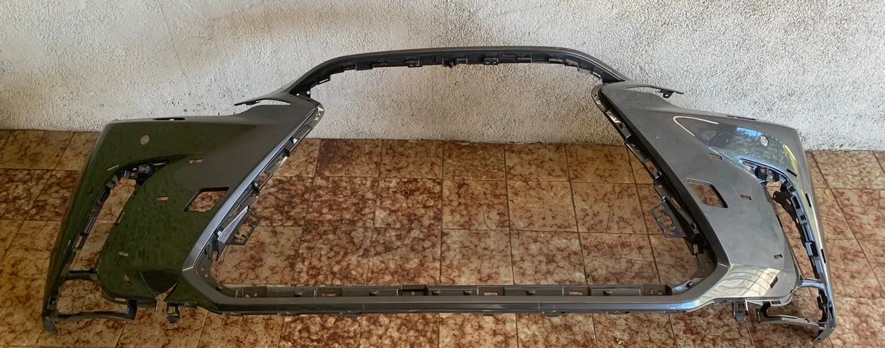 Parachoque Lexus nx 21/24 - Peças para carros, vans e utilitários