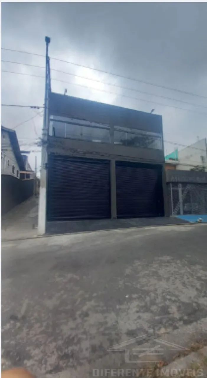 Galpão com 2 ambientes 500m²